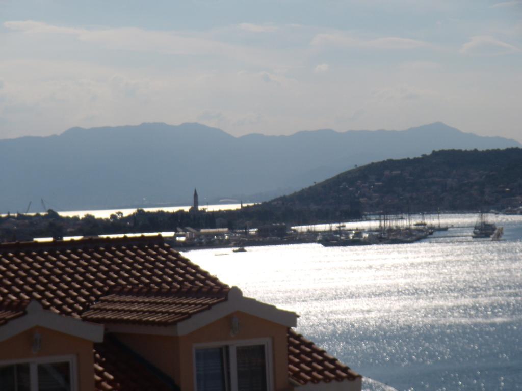 Marina Apartment Trogir Kamer foto