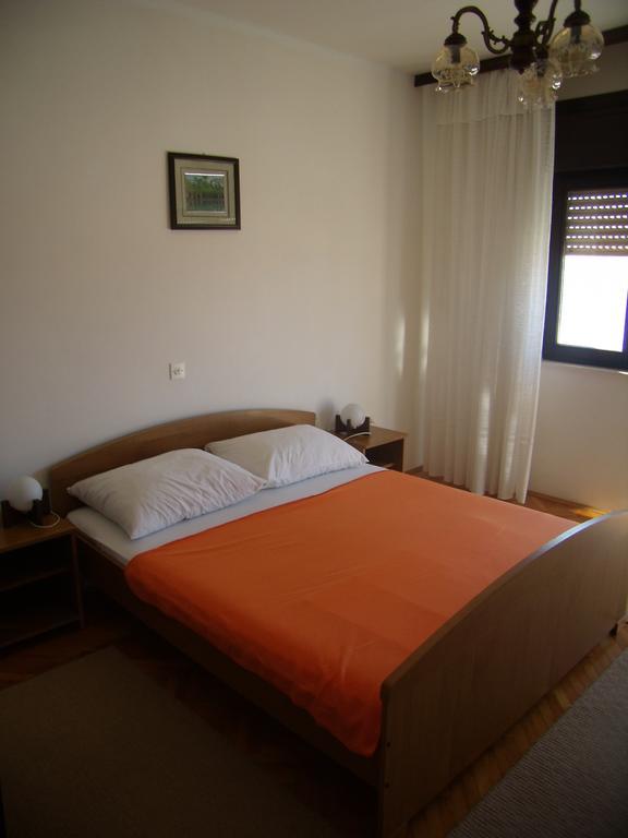 Marina Apartment Trogir Kamer foto